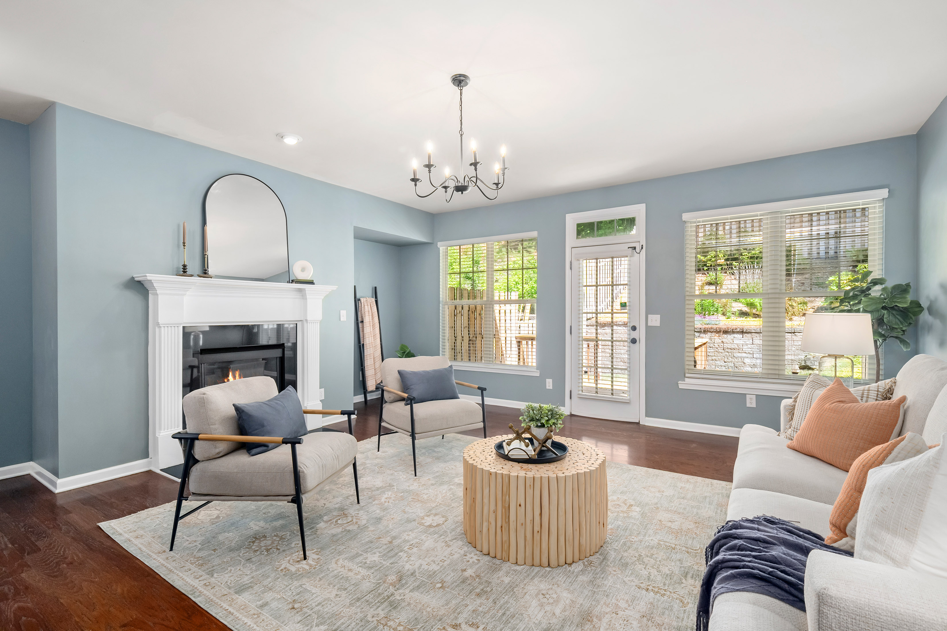  Beautifully Appointed End-Unit Townhome - 物件實景