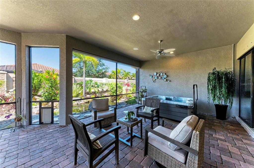 Bradenton, Florida, 34211, United States, 3 Bedrooms Bedrooms, ,3 BathroomsBathrooms,Residential,For Sale,1784146