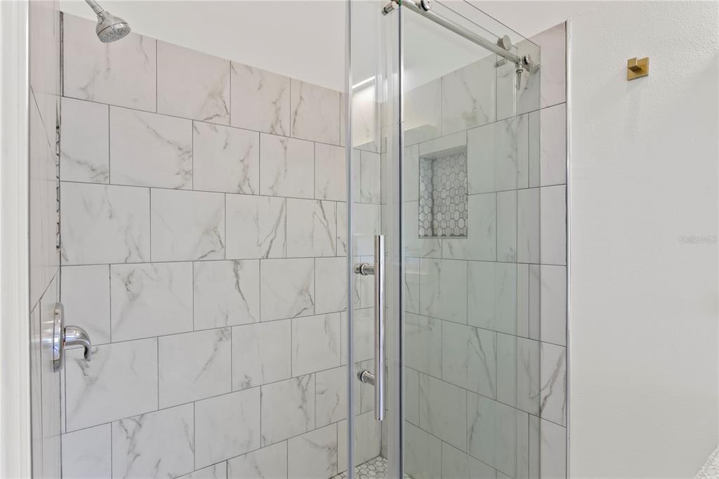 Tampa, Florida, 33602, United States, 3 Bedrooms Bedrooms, ,3 BathroomsBathrooms,Residential,For Sale,1902544