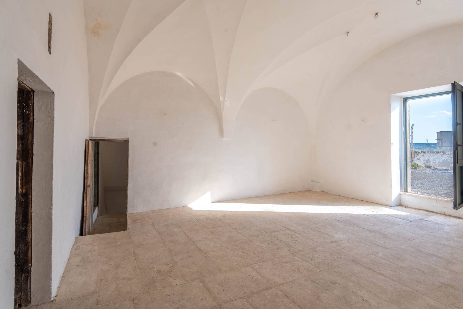 Via Nicol? Machiavelli, Martina Franca, Taranto, 74015, IT, 16 Bedrooms Bedrooms, ,3 BathroomsBathrooms,Residential,For Sale,Via Nicol? Machiavelli,1444362