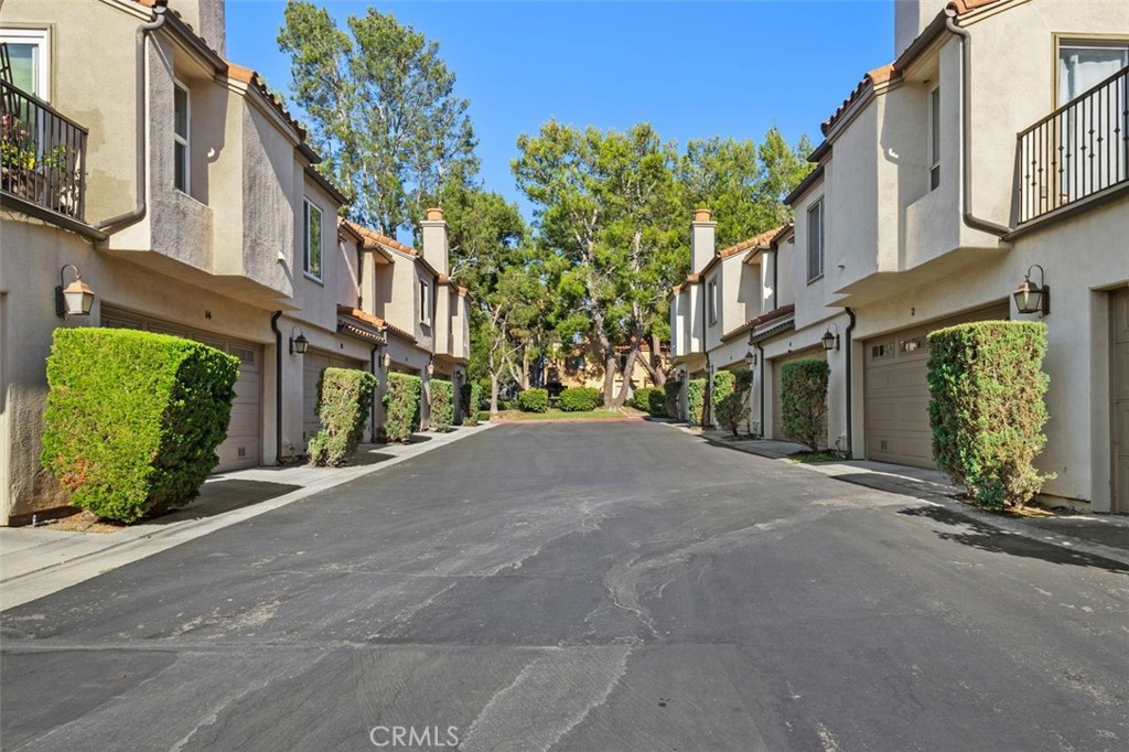 Newport Beach, California, 92660, United States, 2 Bedrooms Bedrooms, ,2 BathroomsBathrooms,Residential,For Sale,1987597