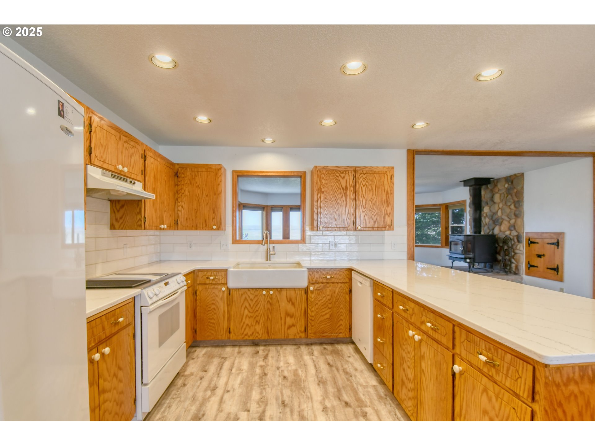 Pendleton, Oregon, 97801, United States, 3 Bedrooms Bedrooms, ,3 BathroomsBathrooms,Residential,For Sale,1891177