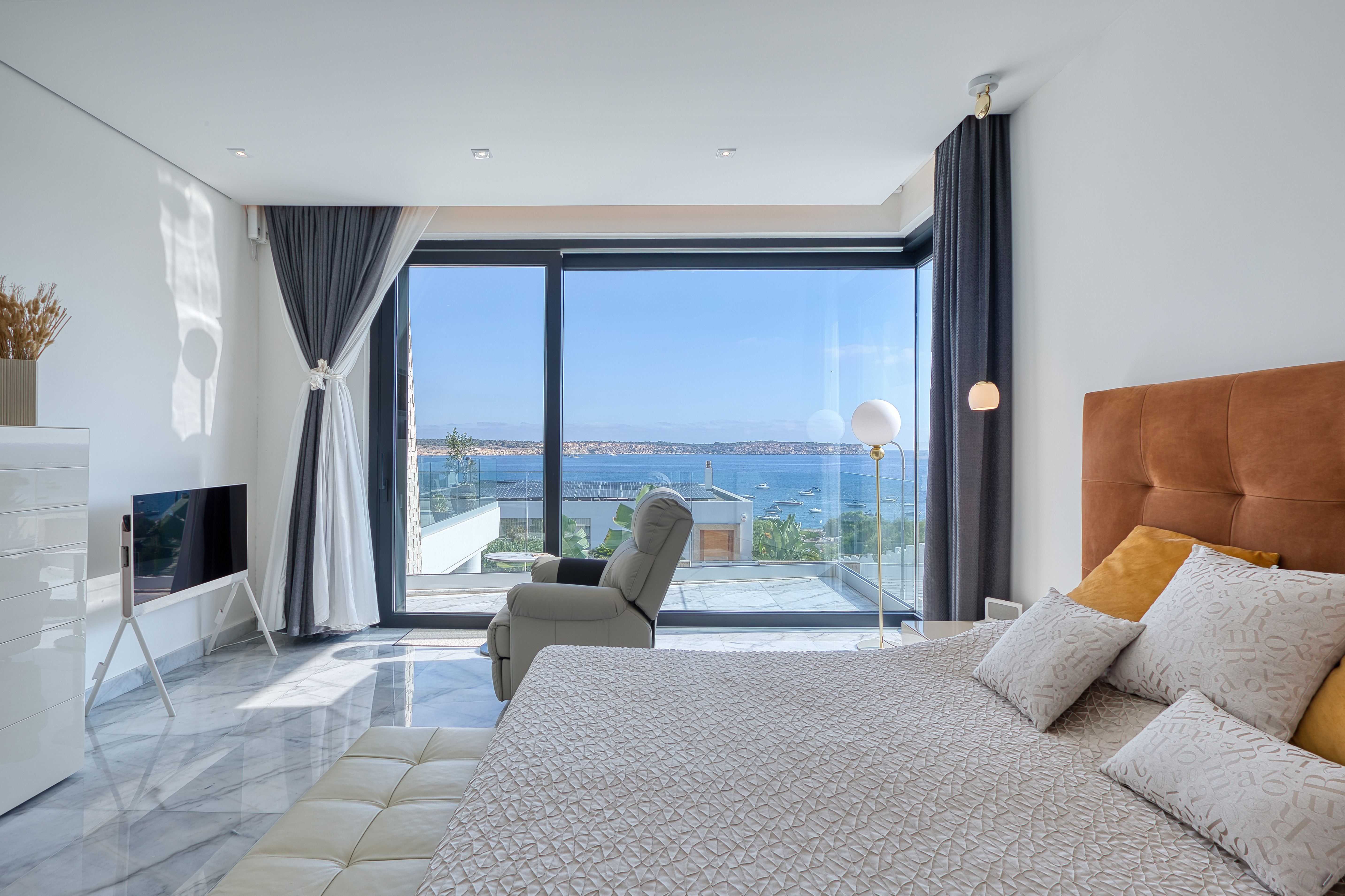  Contemporary Mediterranean Villa - 物件實景