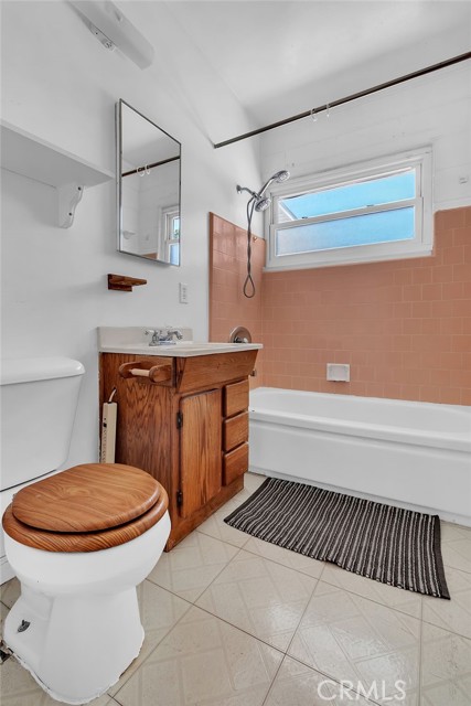 Whittier, California, 90605, United States, 3 Bedrooms Bedrooms, ,2 BathroomsBathrooms,Residential,For Sale,1928742