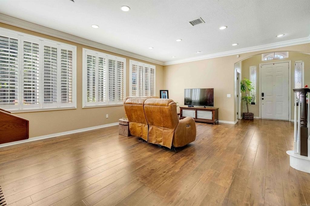 Temecula, California, 92592, United States, 5 Bedrooms Bedrooms, ,3 BathroomsBathrooms,Residential,For Sale,1987577