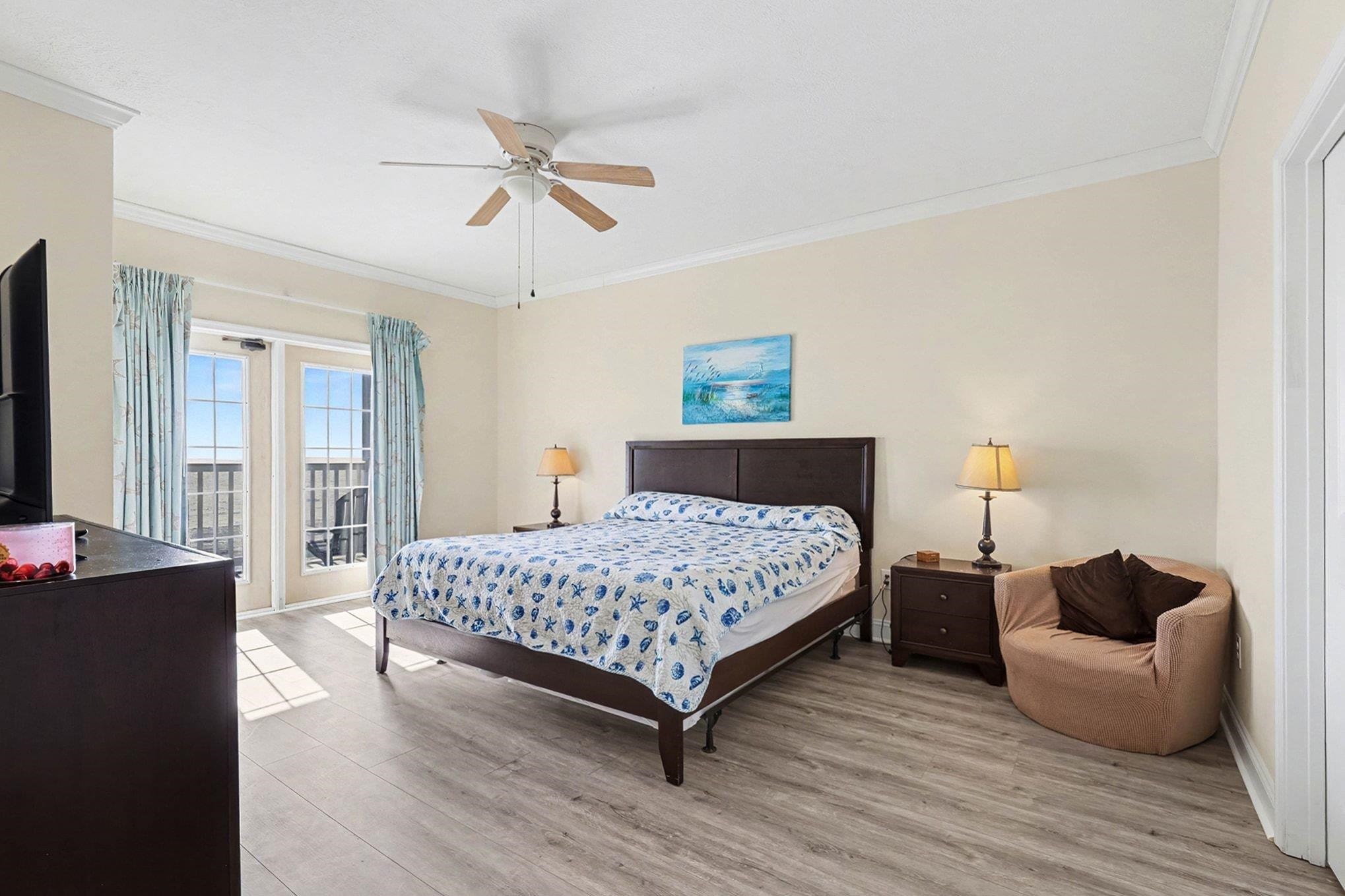 North Myrtle Beach, South Carolina, 29582, United States, 8 Bedrooms Bedrooms, ,7 BathroomsBathrooms,Residential,For Sale,2049472