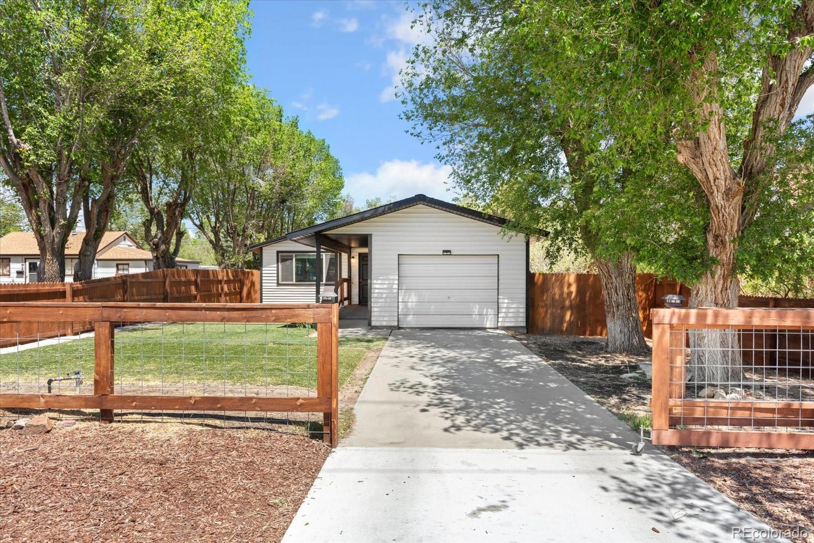 Salida, Colorado, 81201, United States, 3 Bedrooms Bedrooms, ,1 BathroomBathrooms,Residential,For Sale,2048845