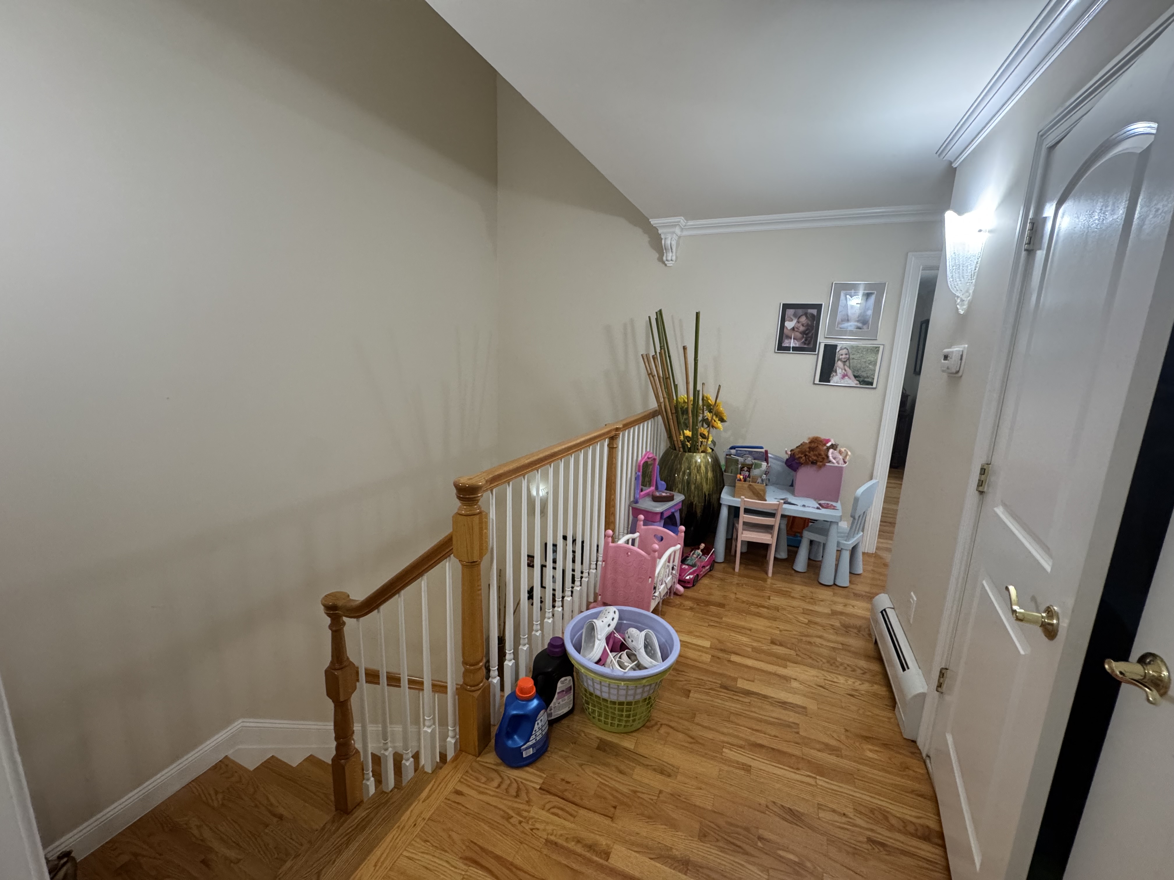 Fairview, New Jersey, 07022, United States, 3 Bedrooms Bedrooms, ,3 BathroomsBathrooms,Residential,For Sale,1978631