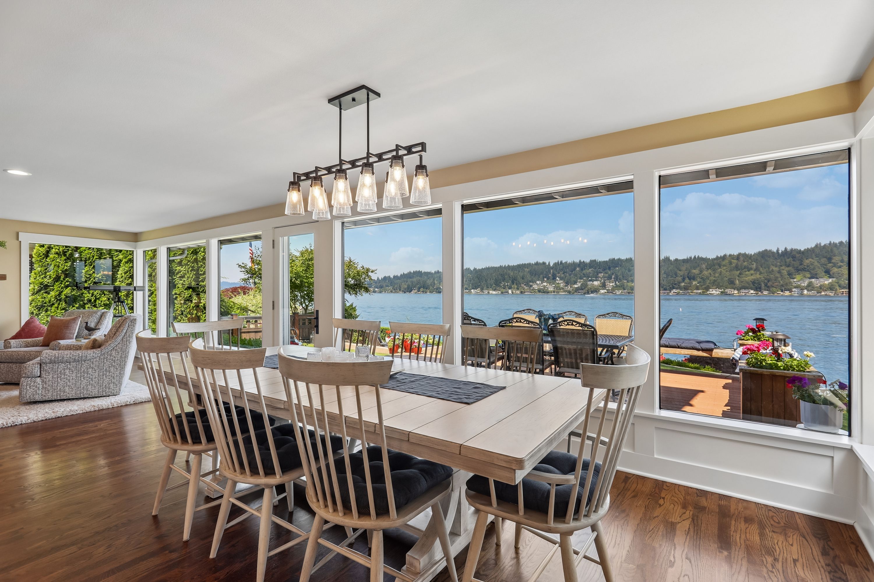  18846 SE 42nd St, Issaquah, WA 98027 - 物件實景