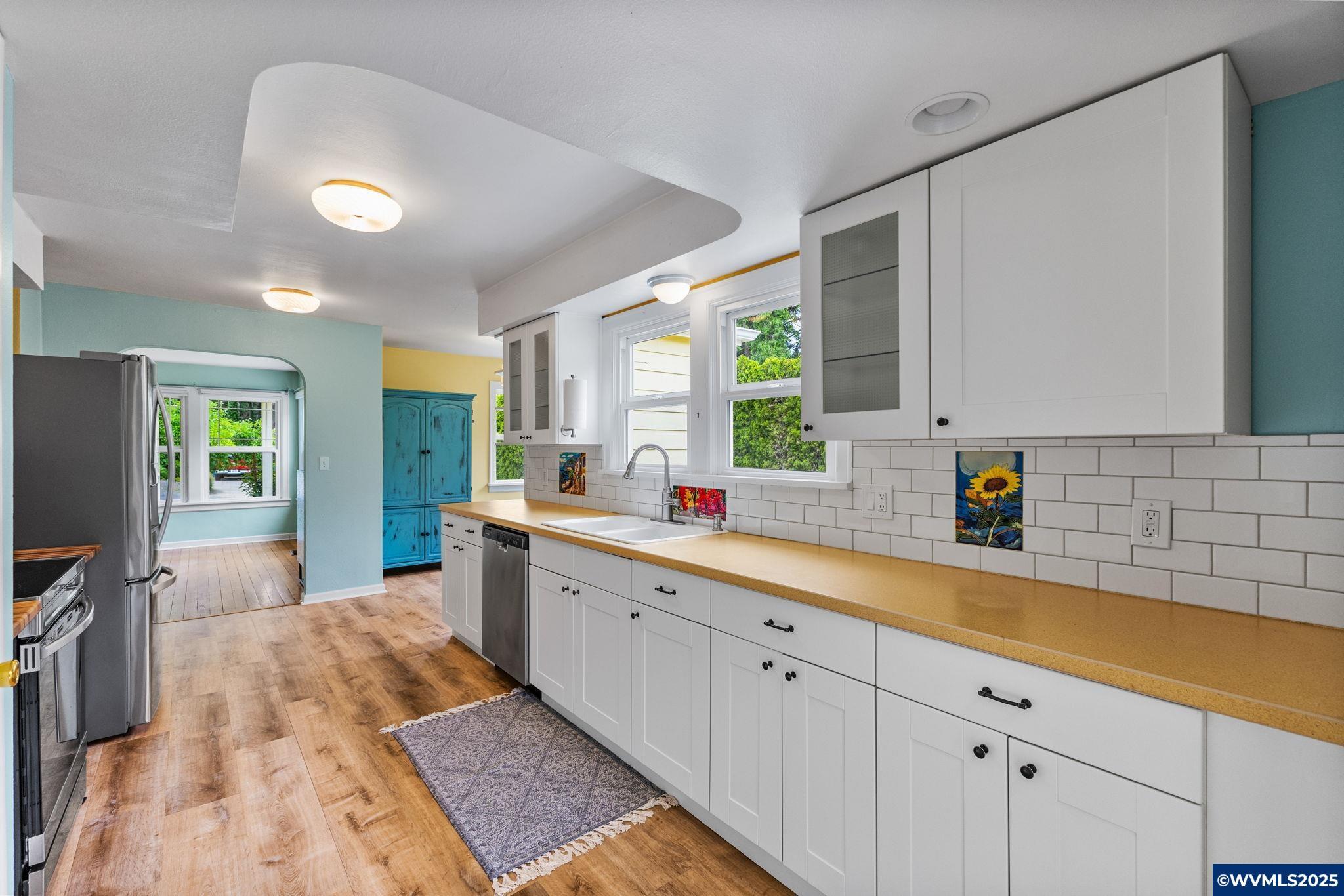 Salem, Oregon, 97302, United States, 3 Bedrooms Bedrooms, ,3 BathroomsBathrooms,Residential,For Sale,1829333