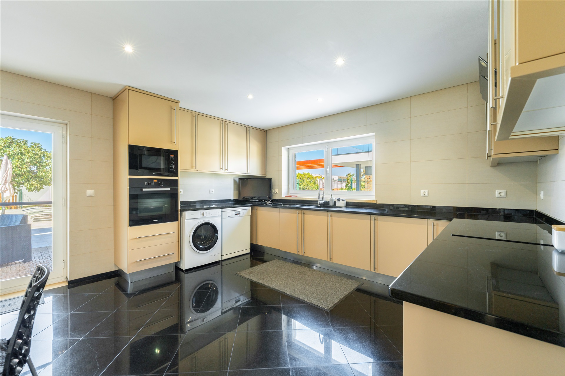  House, 5 bedrooms, for Sale - 物件實景