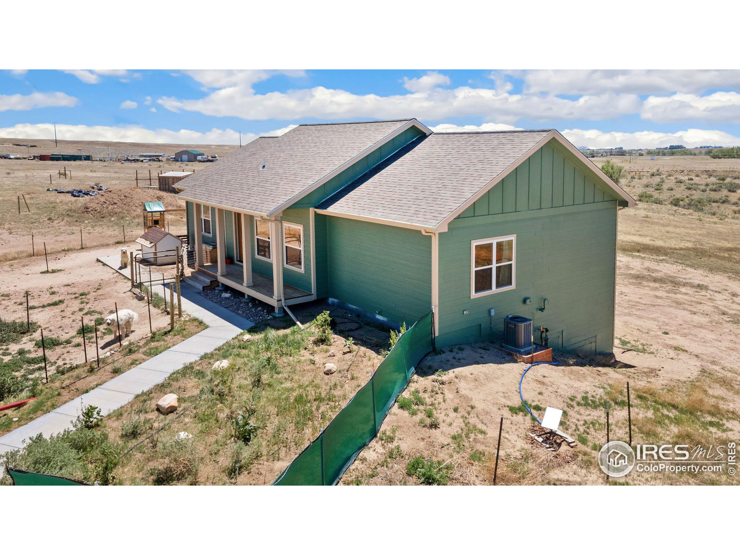 Wellington, Colorado, 80549, United States, 5 Bedrooms Bedrooms, ,3 BathroomsBathrooms,Residential,For Sale,1960485