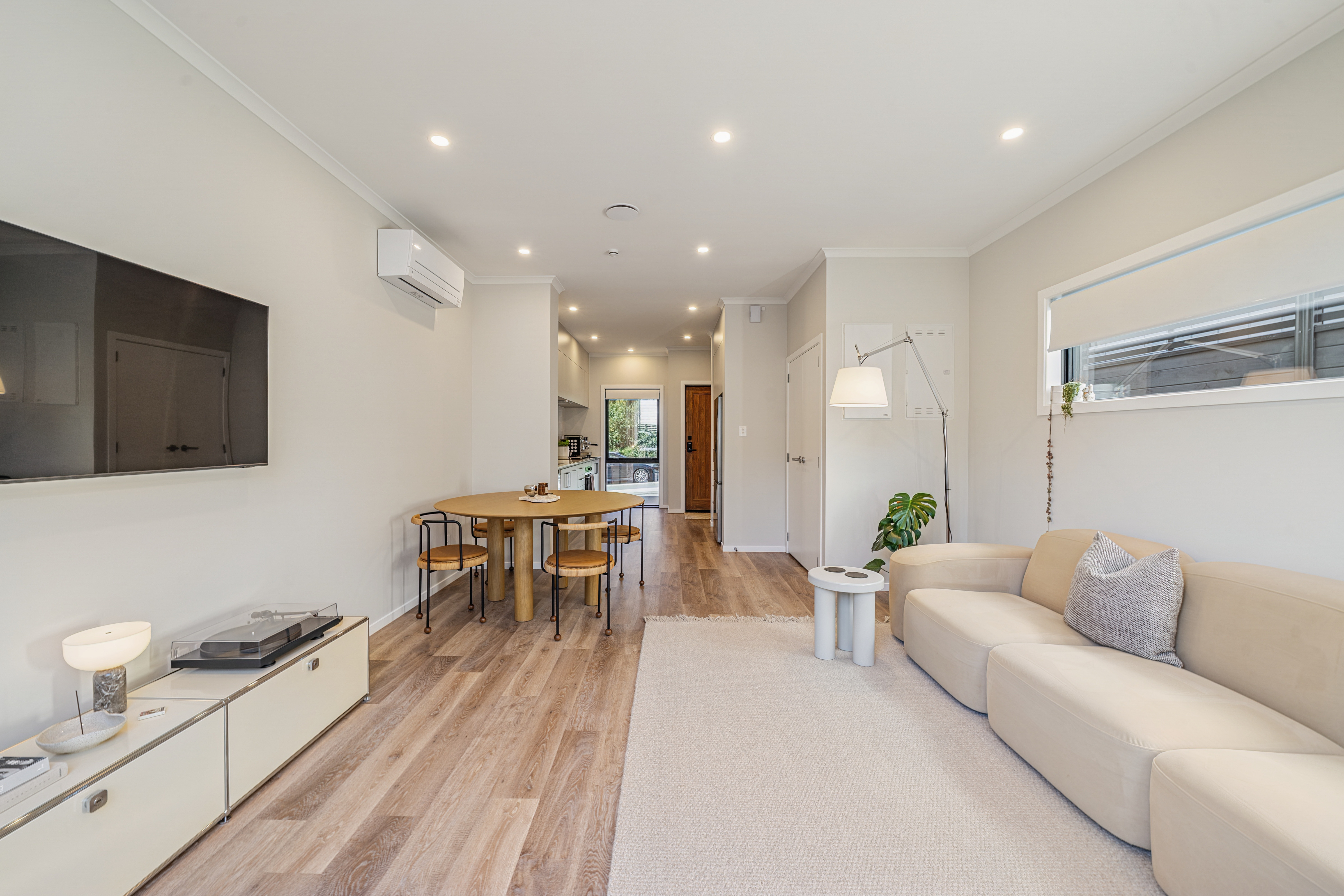  18 Joseph Bolton Crescent, Wallaceville, upper Hutt - 物件實景