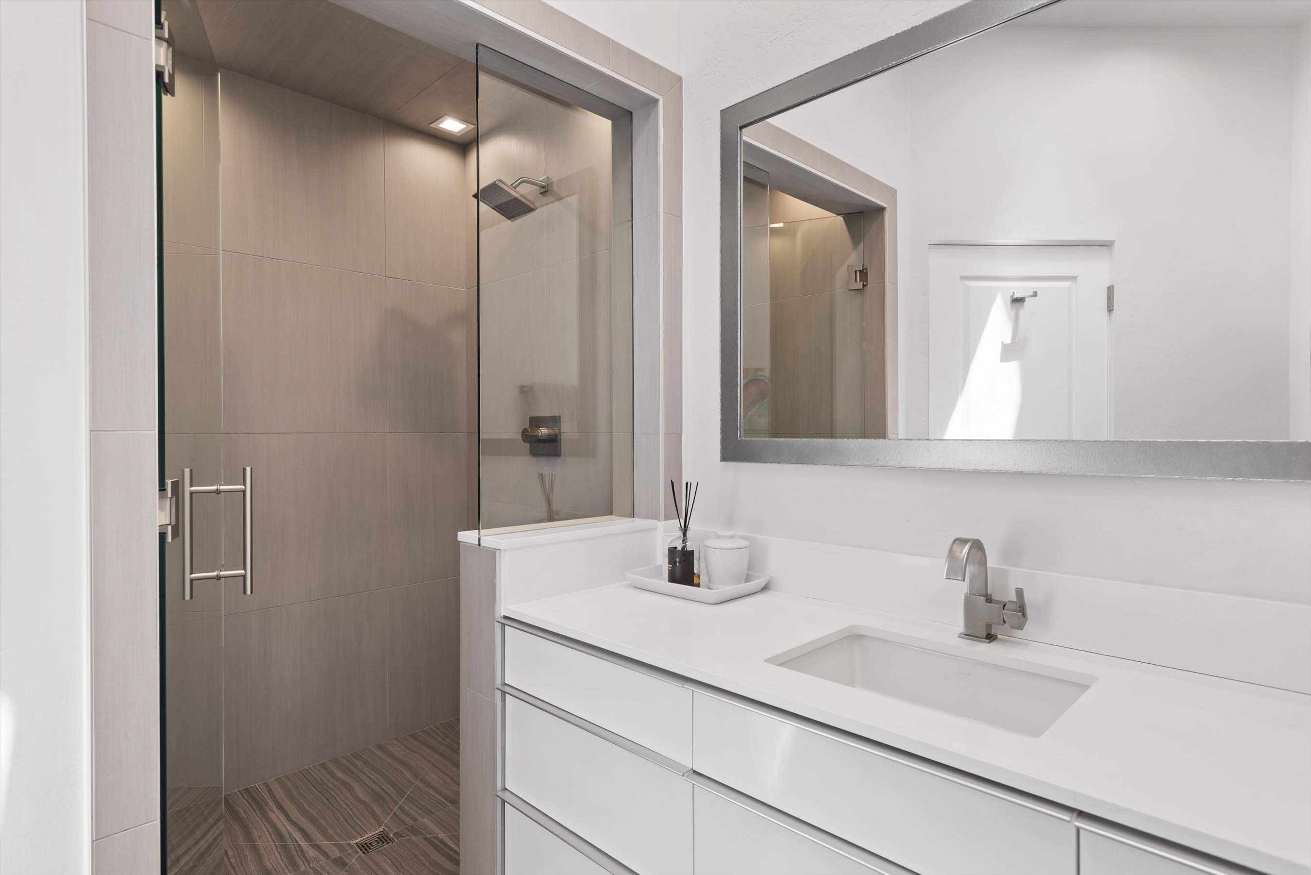  736 W Smuggler Street, Aspen, CO, 81611 - 物件實景