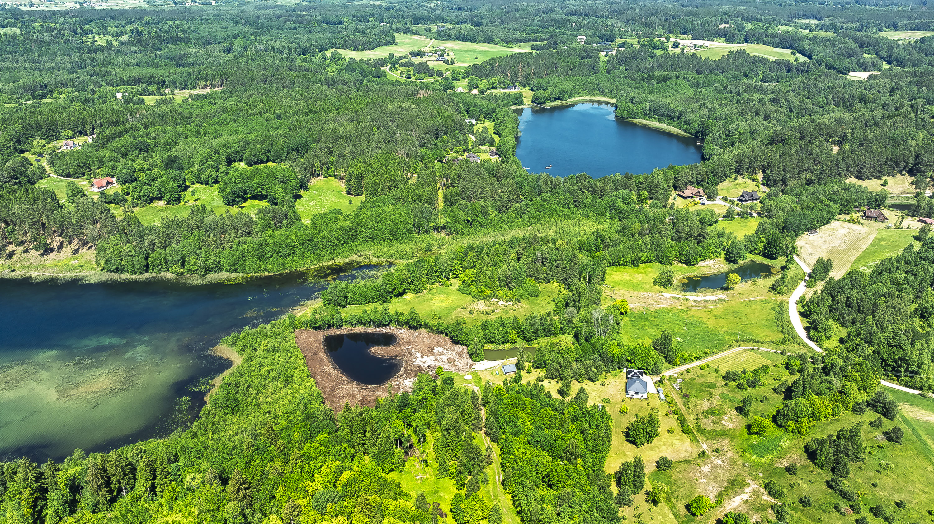  Spacious land plot in a picturesque location by the lake - 物件實景