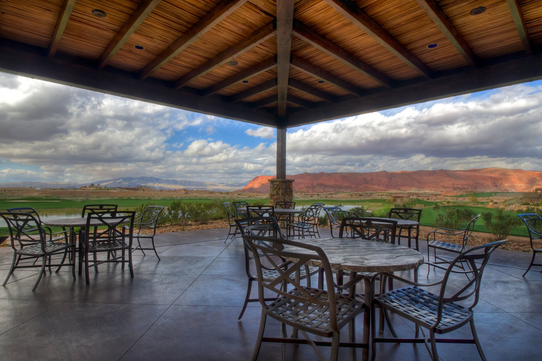  Desert Fairway Retreat with Short Term Investment Opportunity - 物件實景