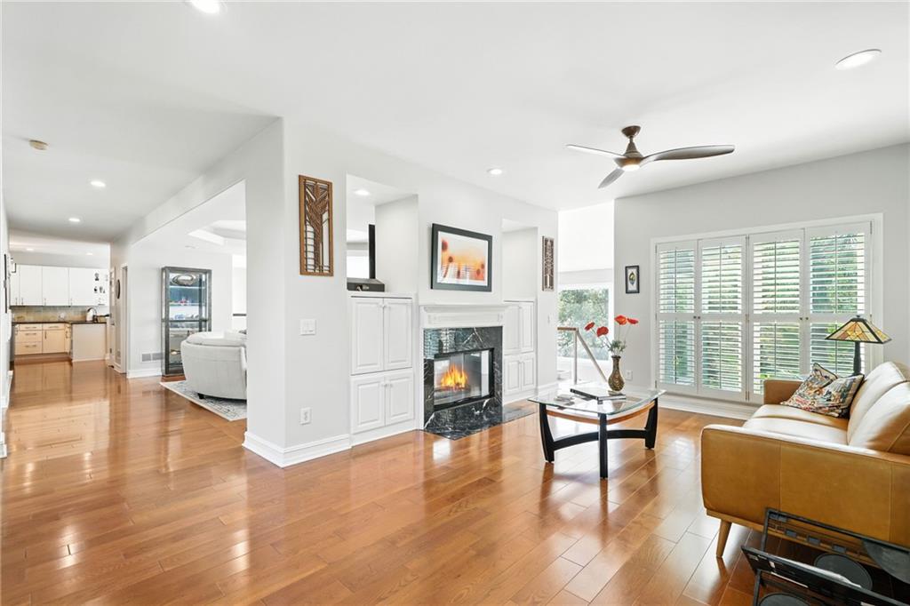 Marietta, Georgia, 30067, United States, 5 Bedrooms Bedrooms, ,4 BathroomsBathrooms,Residential,For Sale,1938523