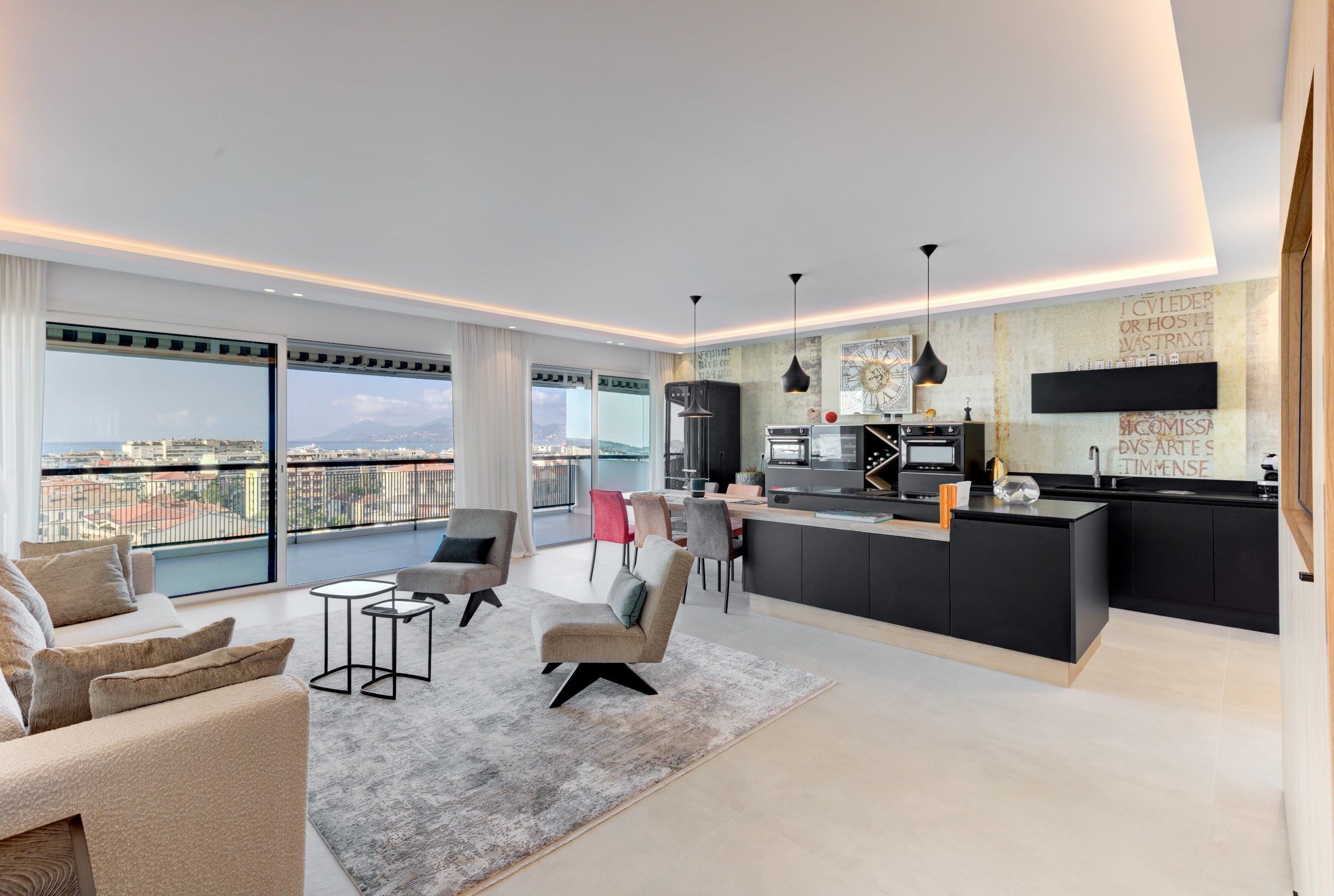  Sole agent: Renovated 3-room penthouse with sea view in Cannes Montfleury. - 物件實景