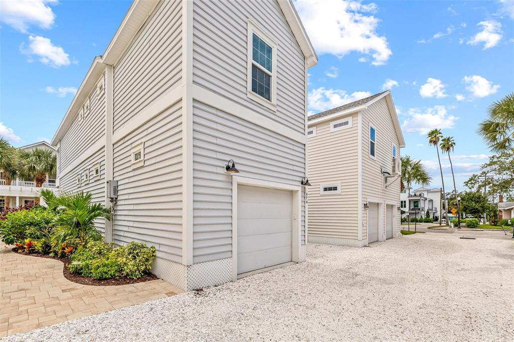 Dunedin, Florida, 34698, United States, 3 Bedrooms Bedrooms, ,3 BathroomsBathrooms,Residential,For Sale,1939118