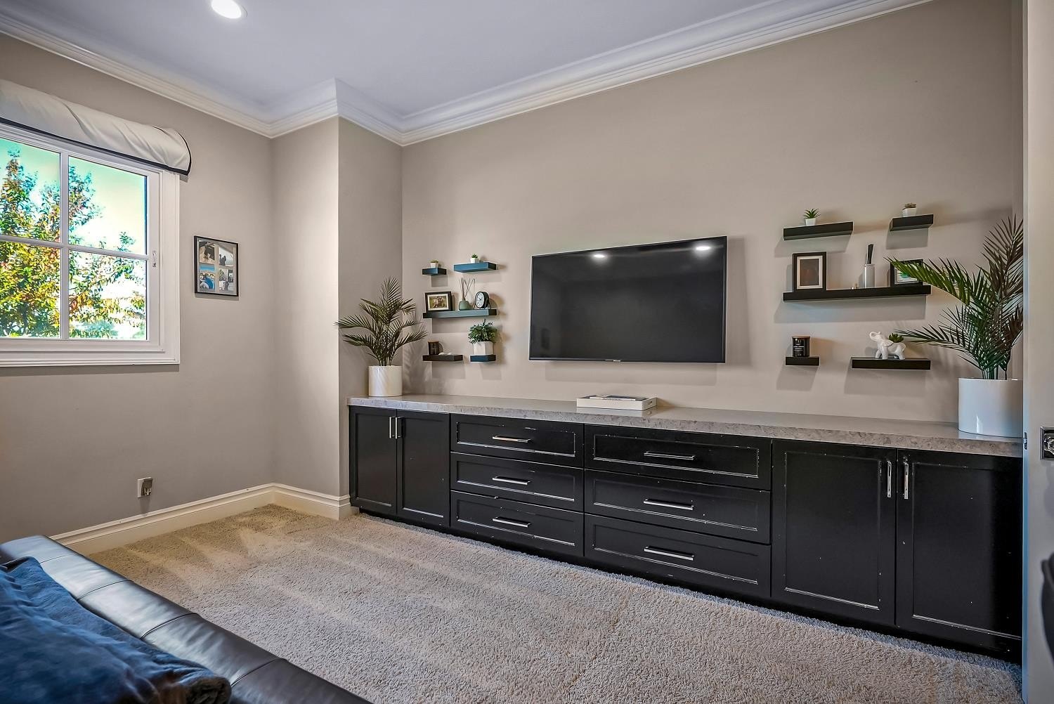 Lodi, California, 95241, United States, 4 Bedrooms Bedrooms, ,6 BathroomsBathrooms,Residential,For Sale,2005753