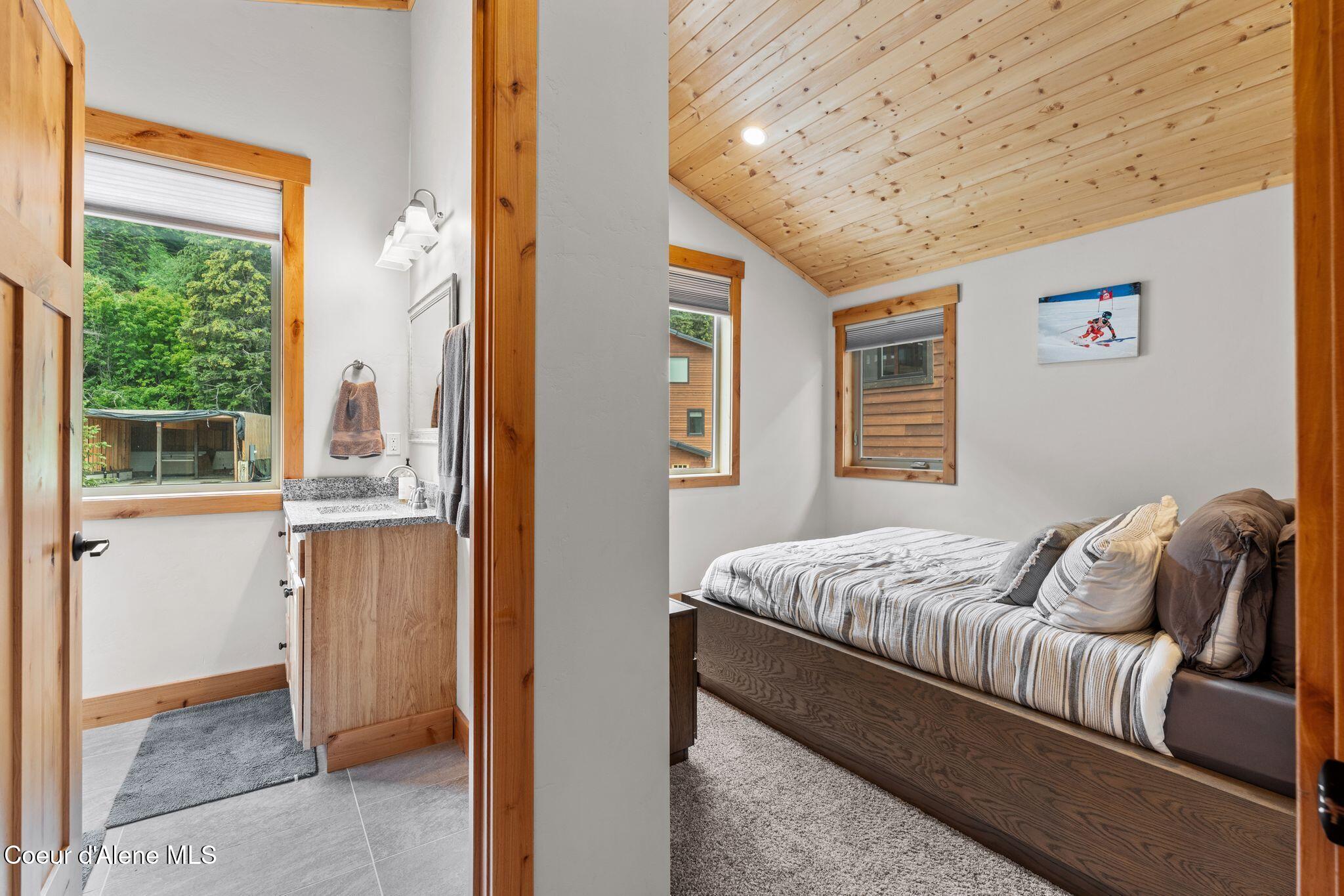 Sandpoint, Idaho, 83864, United States, 3 Bedrooms Bedrooms, ,3 BathroomsBathrooms,Residential,For Sale,1894320