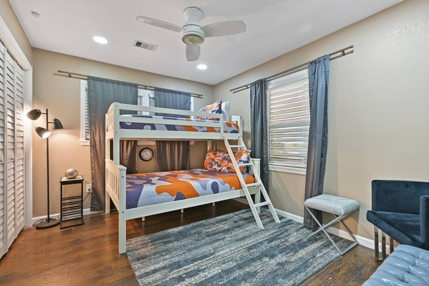 Galveston, Texas, 77551, United States, 4 Bedrooms Bedrooms, ,3 BathroomsBathrooms,Residential,For Sale,1923431