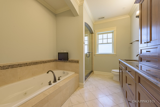 100 South Sangamon Street, 4N, Chicago, Illinois, 60607, United States, 3 Bedrooms Bedrooms, ,2 BathroomsBathrooms,Residential,For Sale,100 South Sangamon Street , 4N,1010516