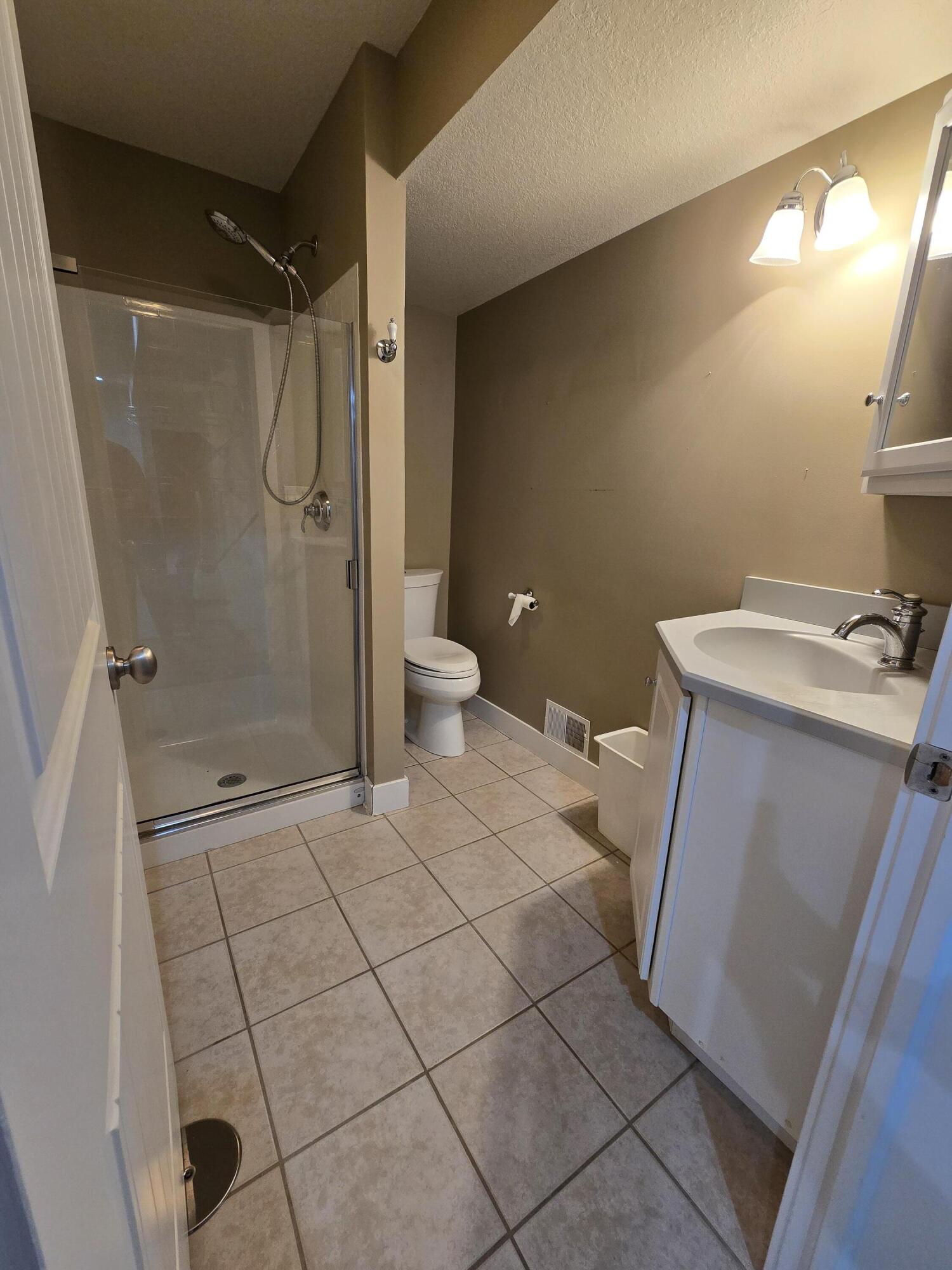 Alpena, Michigan, 49707, United States, 4 Bedrooms Bedrooms, ,4 BathroomsBathrooms,Residential,For Sale,1922975