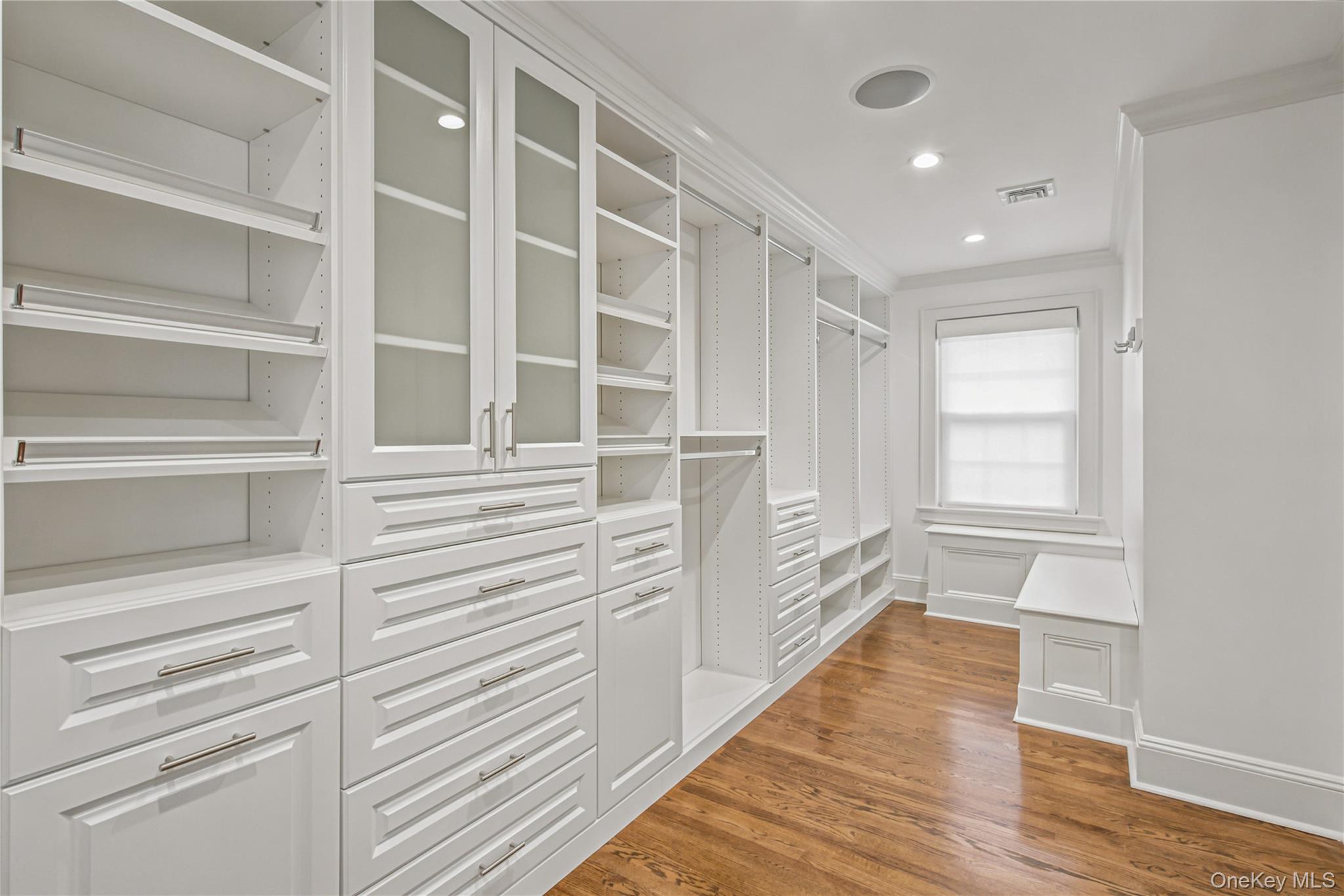  118 4th Street, Garden City, NY, 11530 - 物件實景