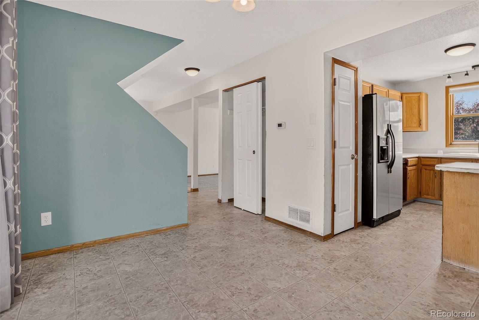 Thornton, Colorado, 80229, United States, 5 Bedrooms Bedrooms, ,2 BathroomsBathrooms,Residential,For Sale,1891126