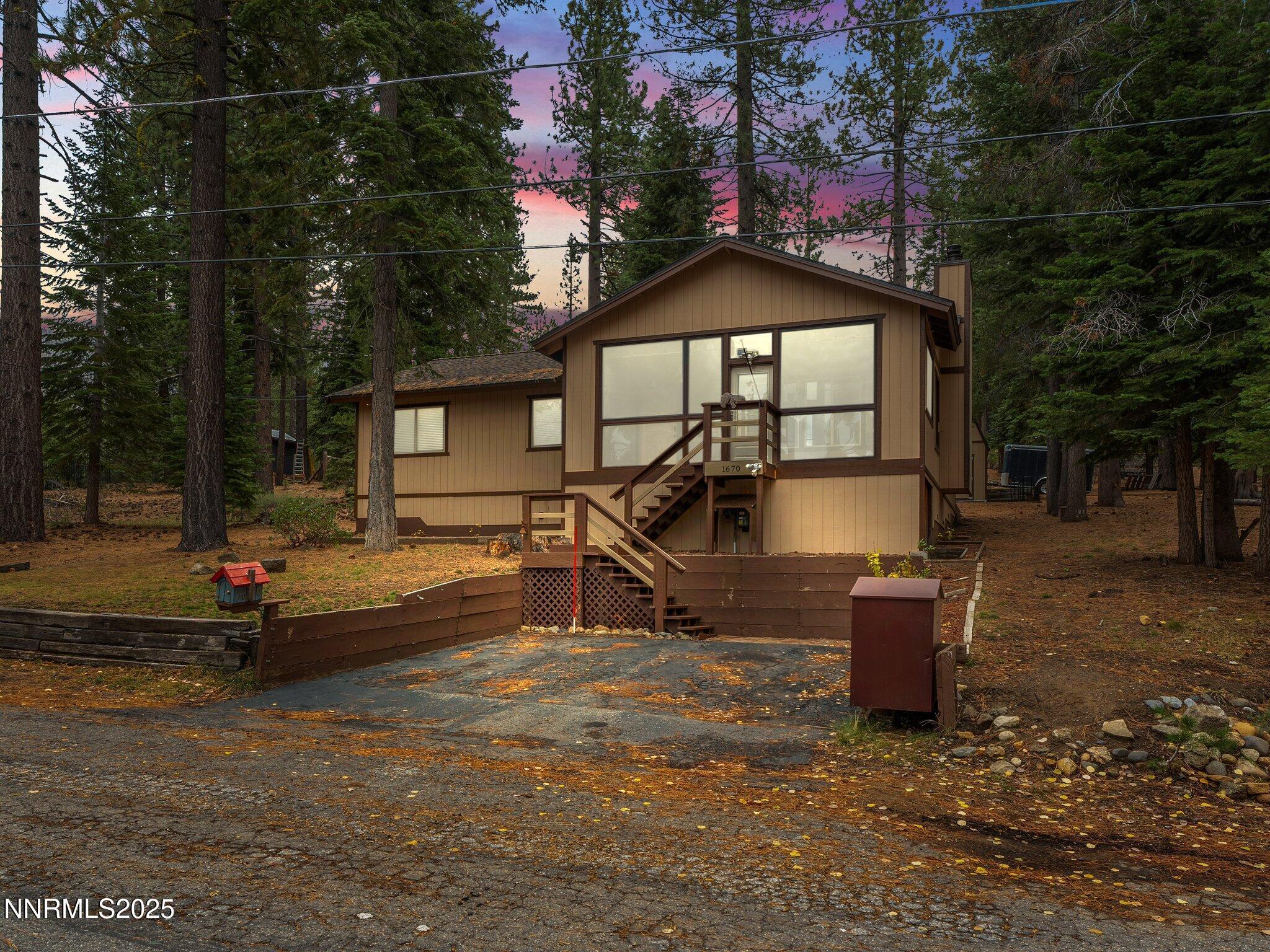 South Lake Tahoe, California, 96150, United States, 3 Bedrooms Bedrooms, ,2 BathroomsBathrooms,Residential,For Sale,1970605
