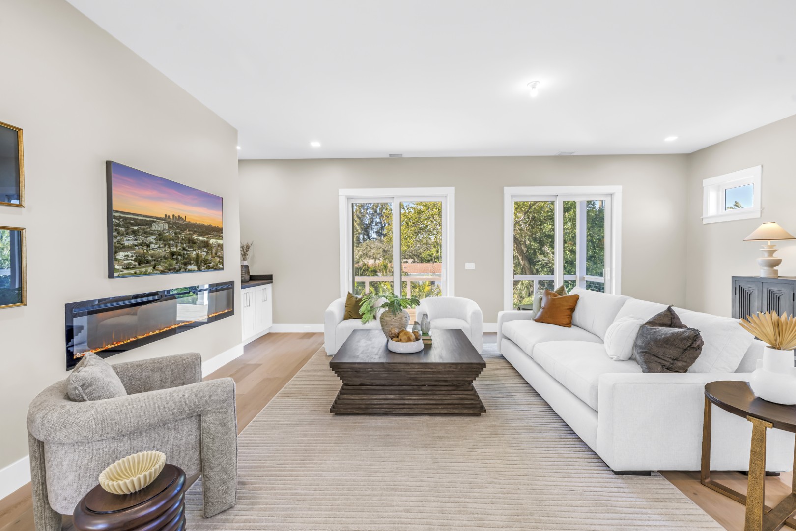 St Petersburg, Florida, 33703, United States, 5 Bedrooms Bedrooms, ,5 BathroomsBathrooms,Residential,For Sale,2013294