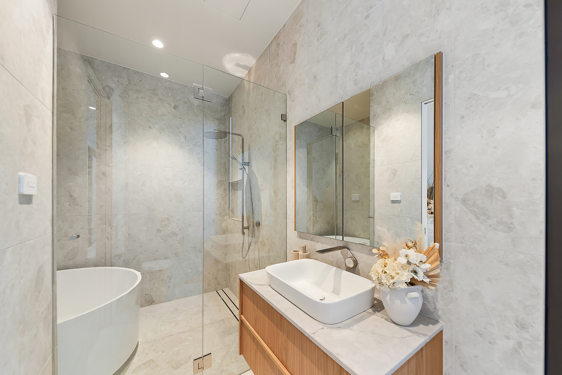  Lifestyle at the forefront in this sleek architectural residence - 物件實景