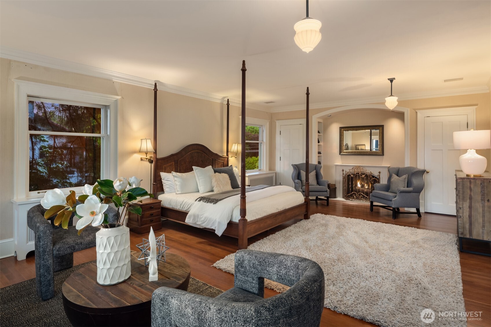 Seattle, Washington, 98102, United States, 5 Bedrooms Bedrooms, ,6 BathroomsBathrooms,Residential,For Sale,1891180