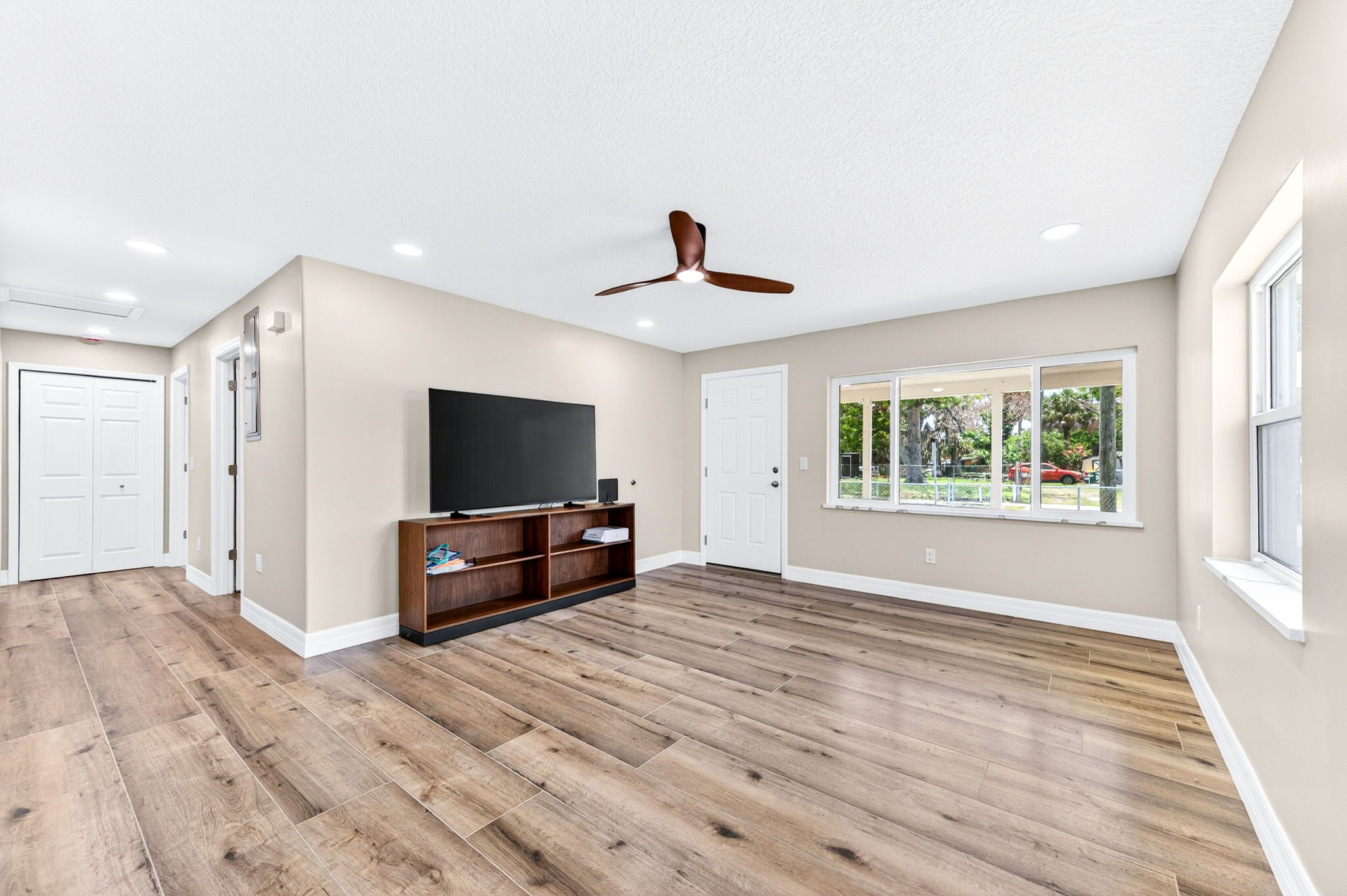  2517 Lipscomb Street, Melbourne, FL, 32901 - 物件實景