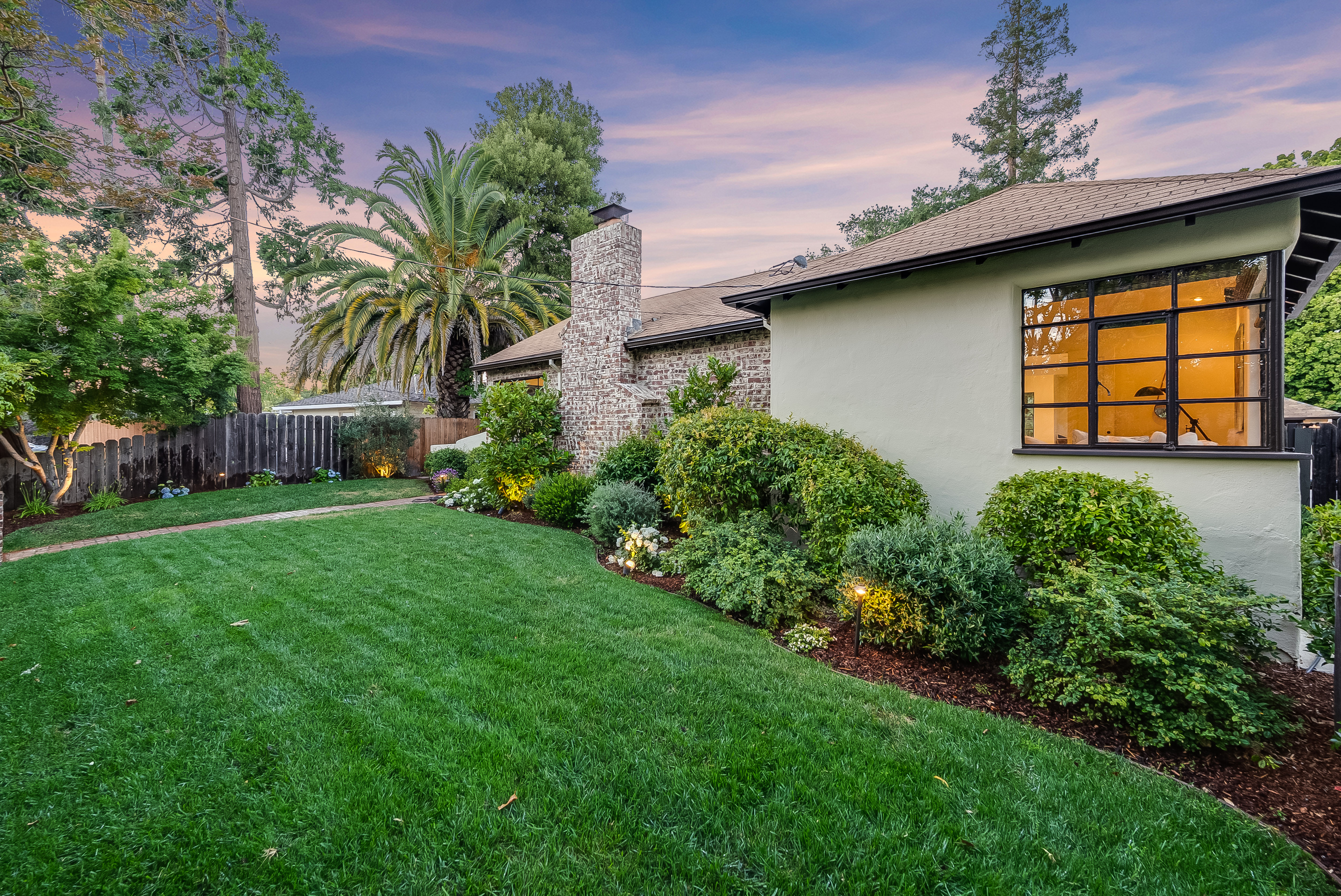  Exceptional Edgewood Park Home - 物件實景
