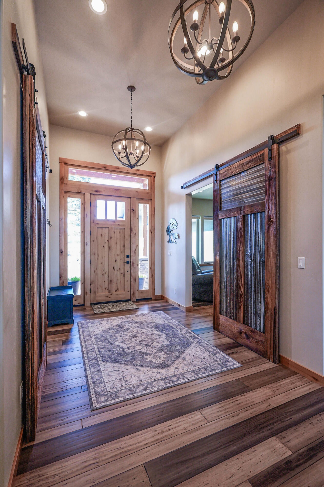 Klamath Falls, Oregon, 97601, United States, 3 Bedrooms Bedrooms, ,4 BathroomsBathrooms,Residential,For Sale,1940970