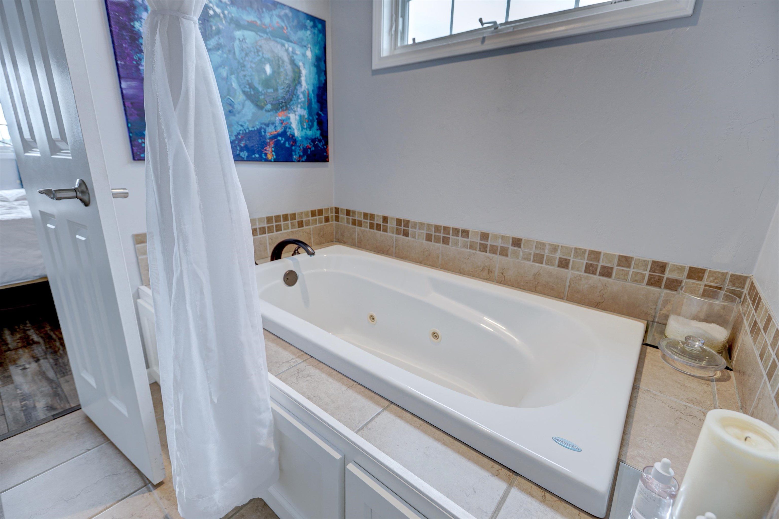 Hortonville, Wisconsin, 54944-9660, United States, 5 Bedrooms Bedrooms, ,3 BathroomsBathrooms,Residential,For Sale,1920298