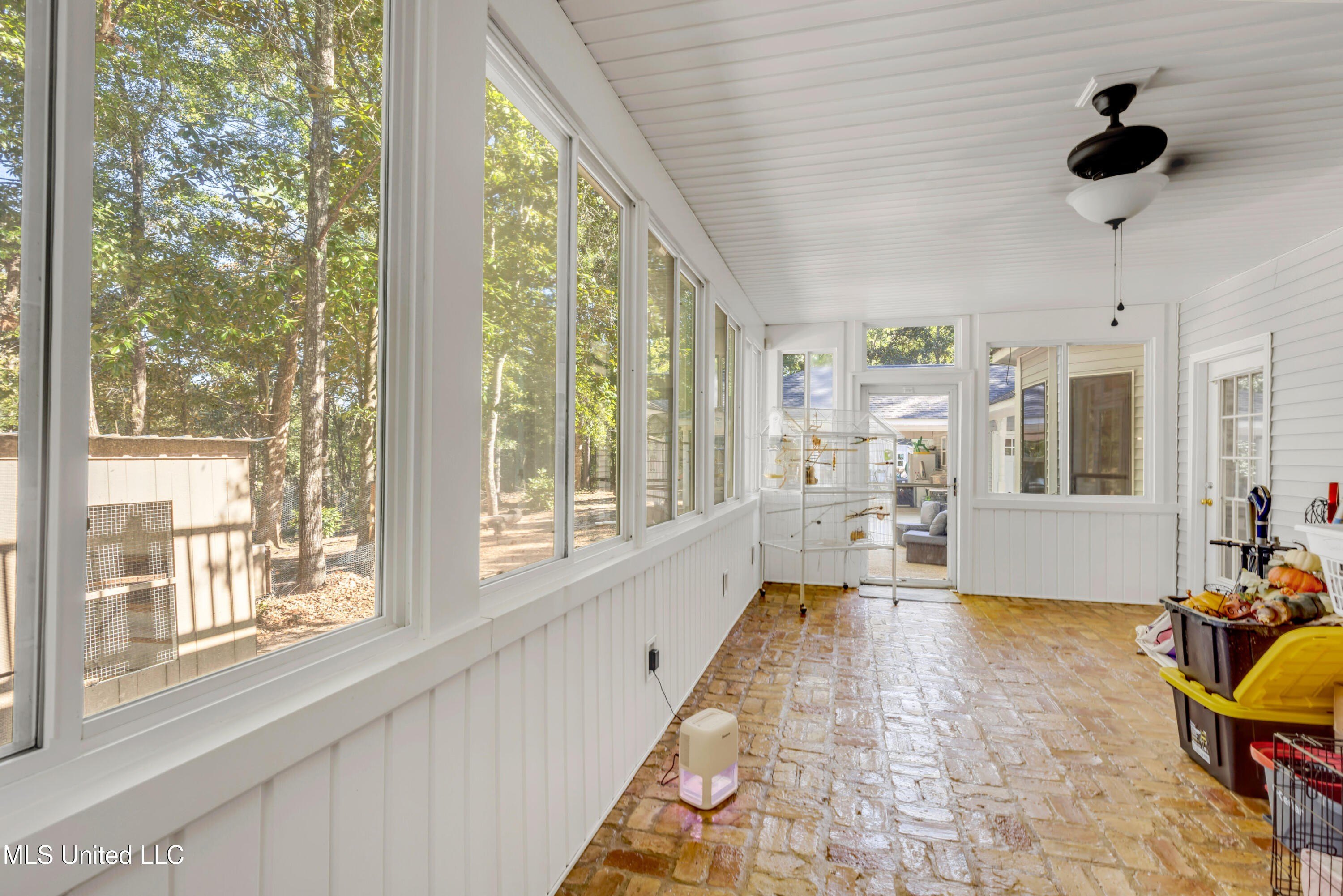 Gautier, Mississippi, 39553, United States, 4 Bedrooms Bedrooms, ,4 BathroomsBathrooms,Residential,For Sale,1989936