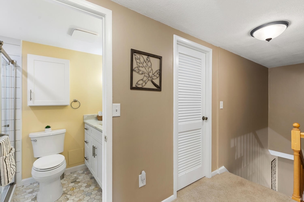 Peabody, Massachusetts, 01940, United States, 2 Bedrooms Bedrooms, ,3 BathroomsBathrooms,Residential,For Sale,1989957