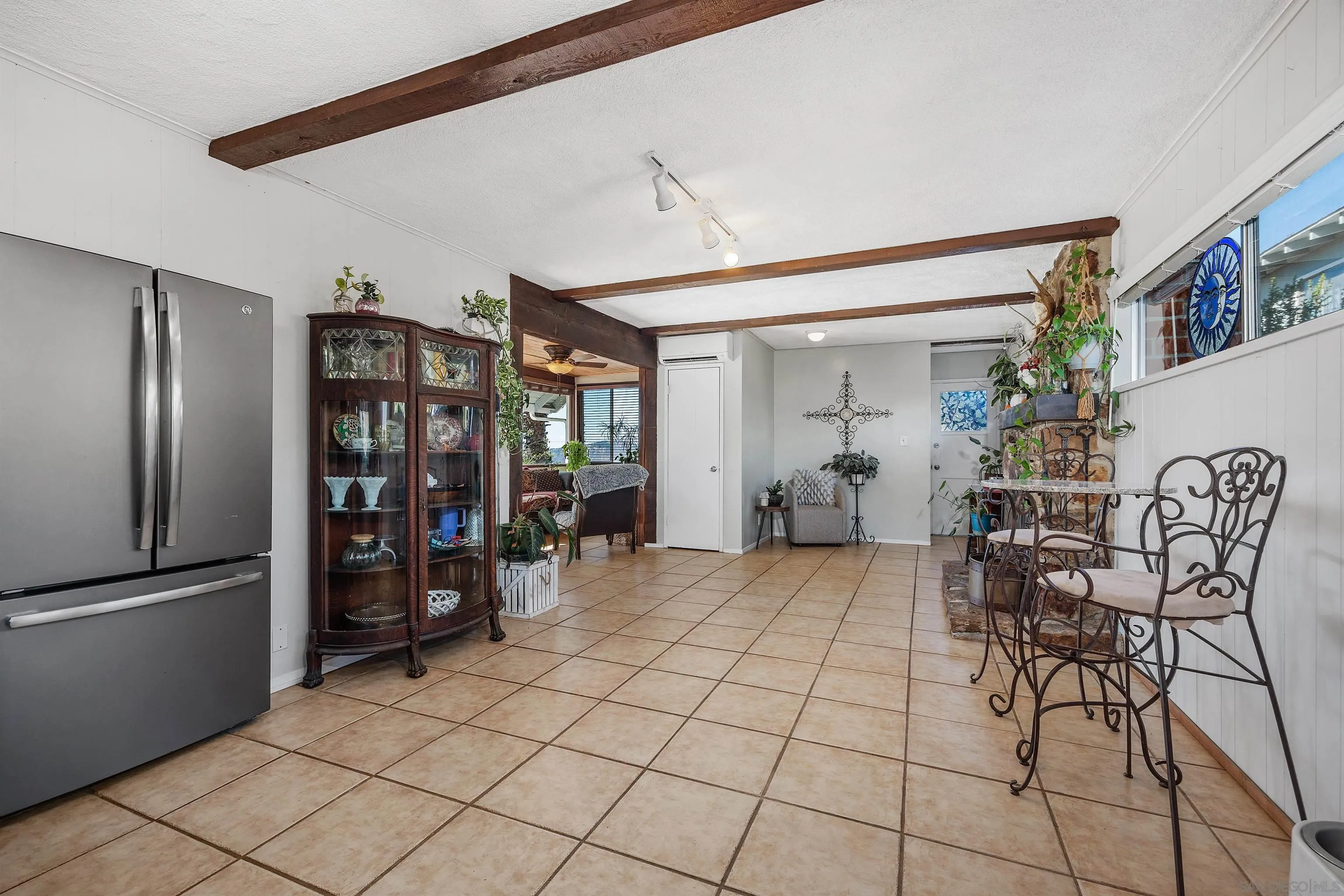 Valley Center, California, 92082, United States, 2 Bedrooms Bedrooms, ,3 BathroomsBathrooms,Residential,For Sale,1988929