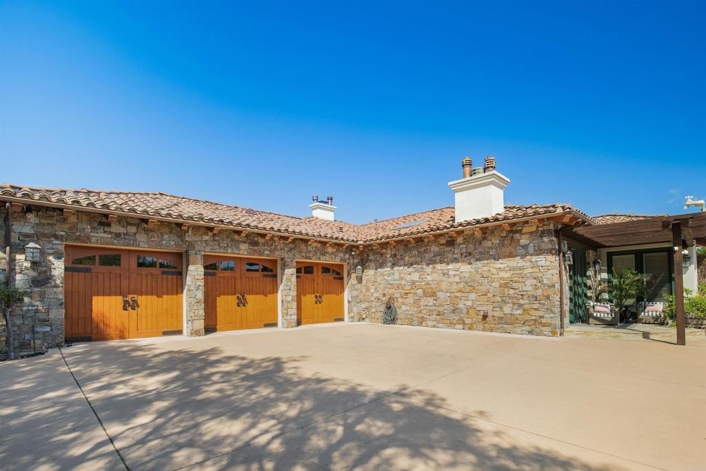 Rancho Santa Fe, California, 92067, United States, 6 Bedrooms Bedrooms, ,7 BathroomsBathrooms,Residential,For Sale,1847719