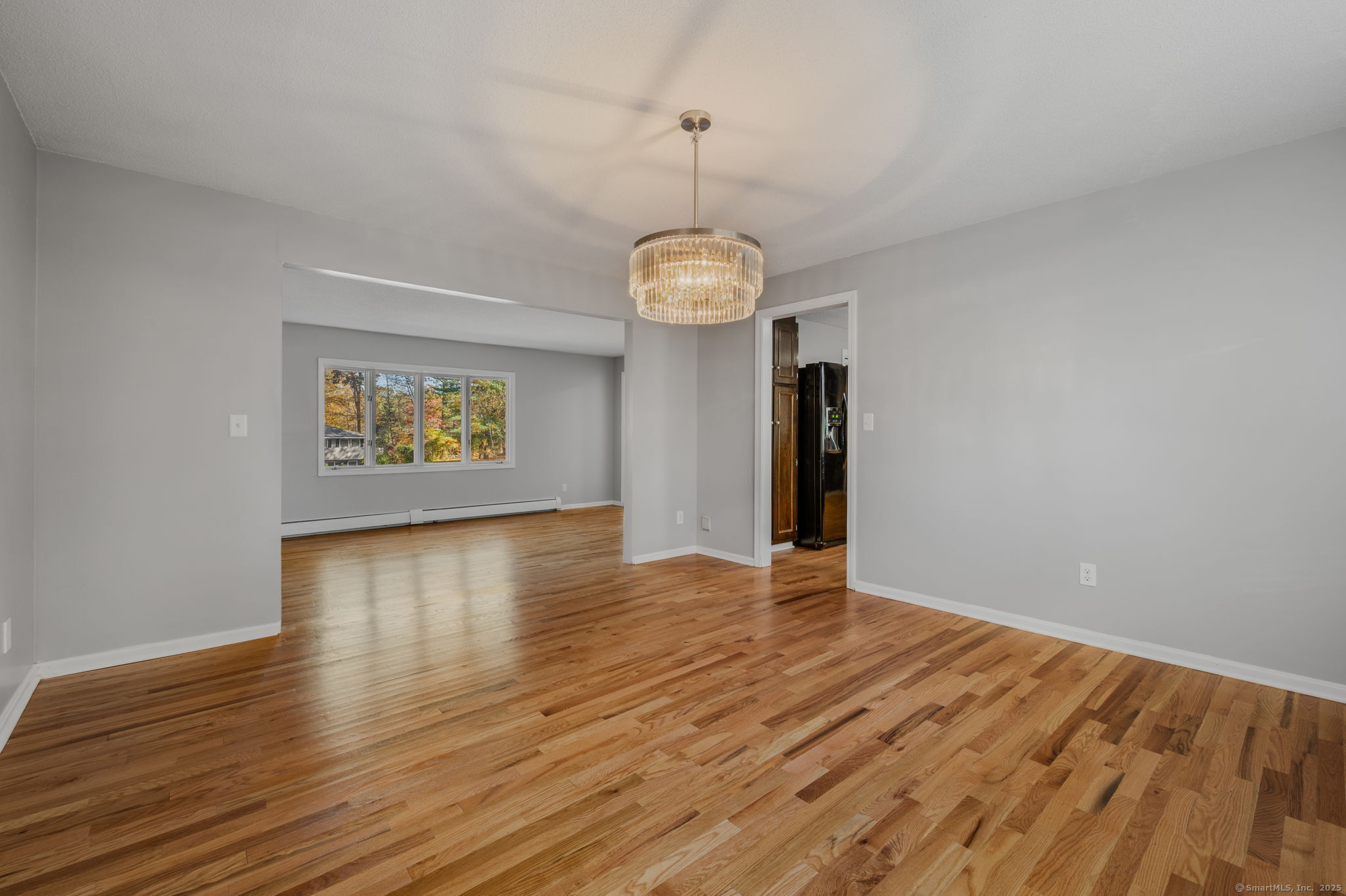 Waterford, Connecticut, 06385, United States, 3 Bedrooms Bedrooms, ,3 BathroomsBathrooms,Residential,For Sale,1969009