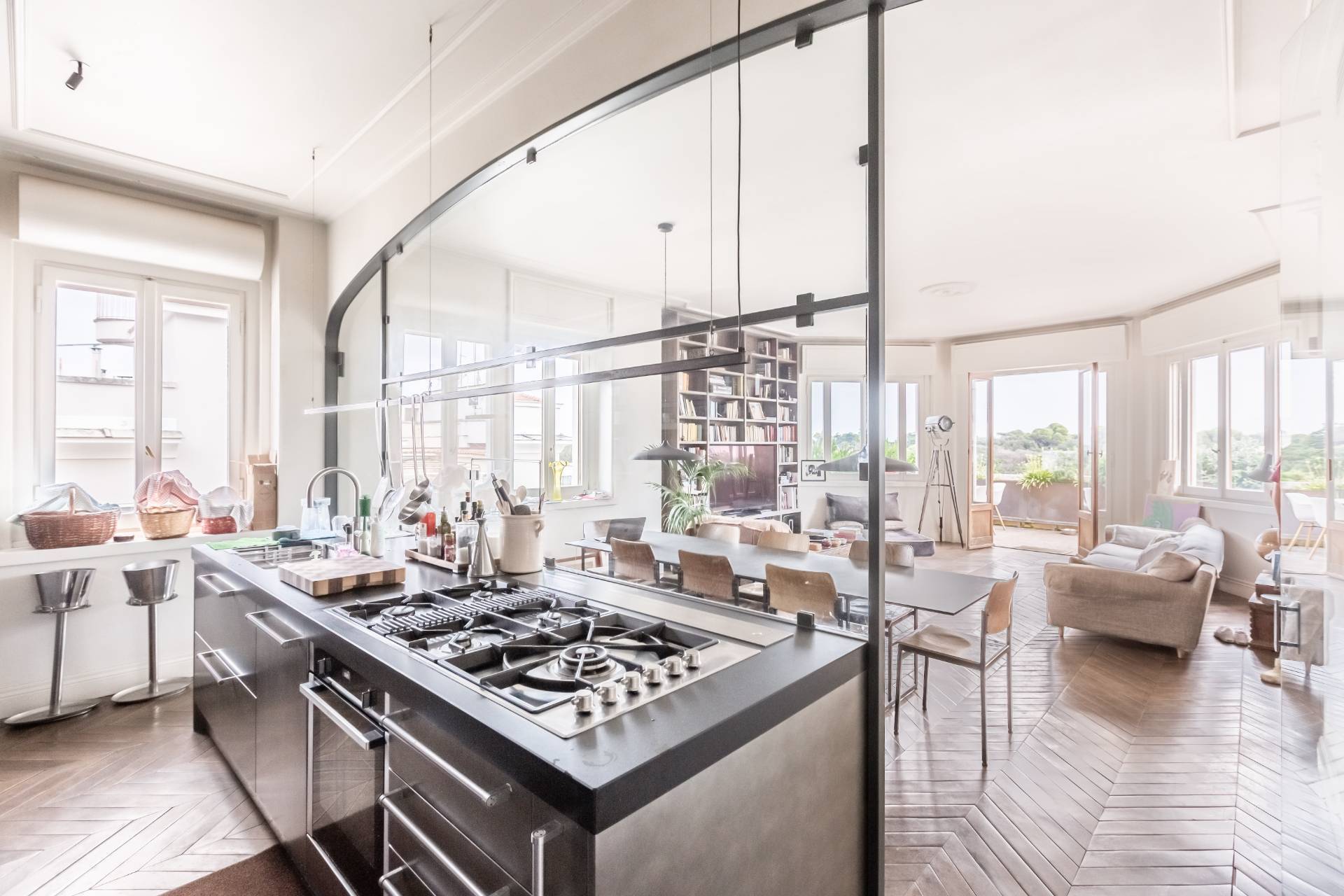 Roma, Roma, 00100, IT, 3 Bedrooms Bedrooms, ,4 BathroomsBathrooms,Residential,For Sale,1949736