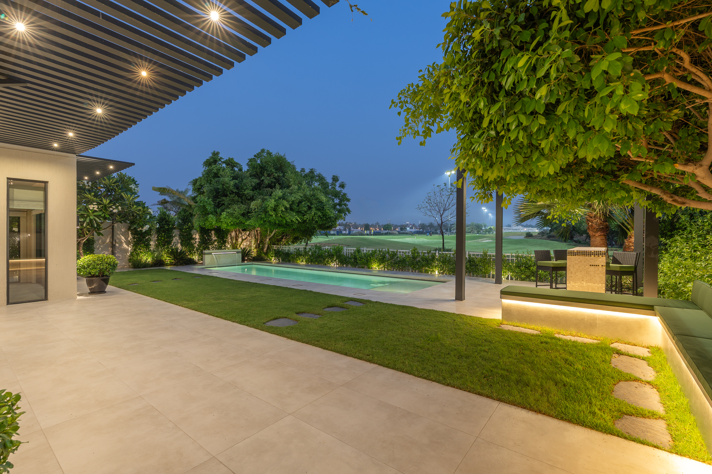  Upgraded Meadows Villa with Golf Course Views - 物件實景