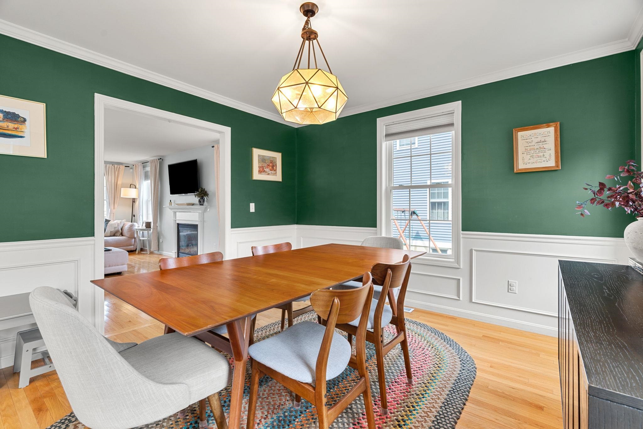 Dover, New Hampshire, 03820, United States, 4 Bedrooms Bedrooms, ,3 BathroomsBathrooms,Residential,For Sale,1941678