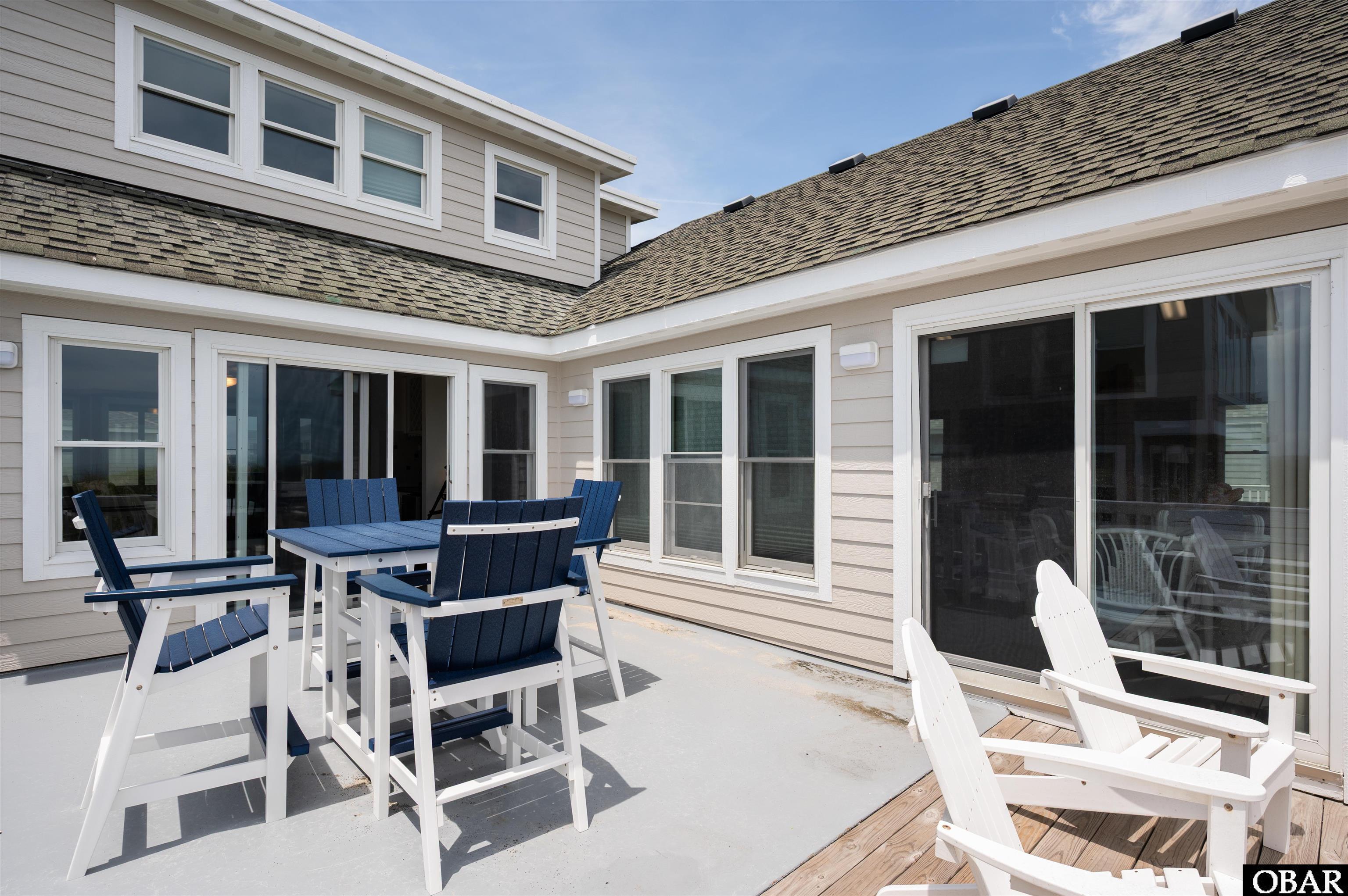 Corolla, North Carolina, 27927, United States, 6 Bedrooms Bedrooms, ,6 BathroomsBathrooms,Residential,For Sale,2048885