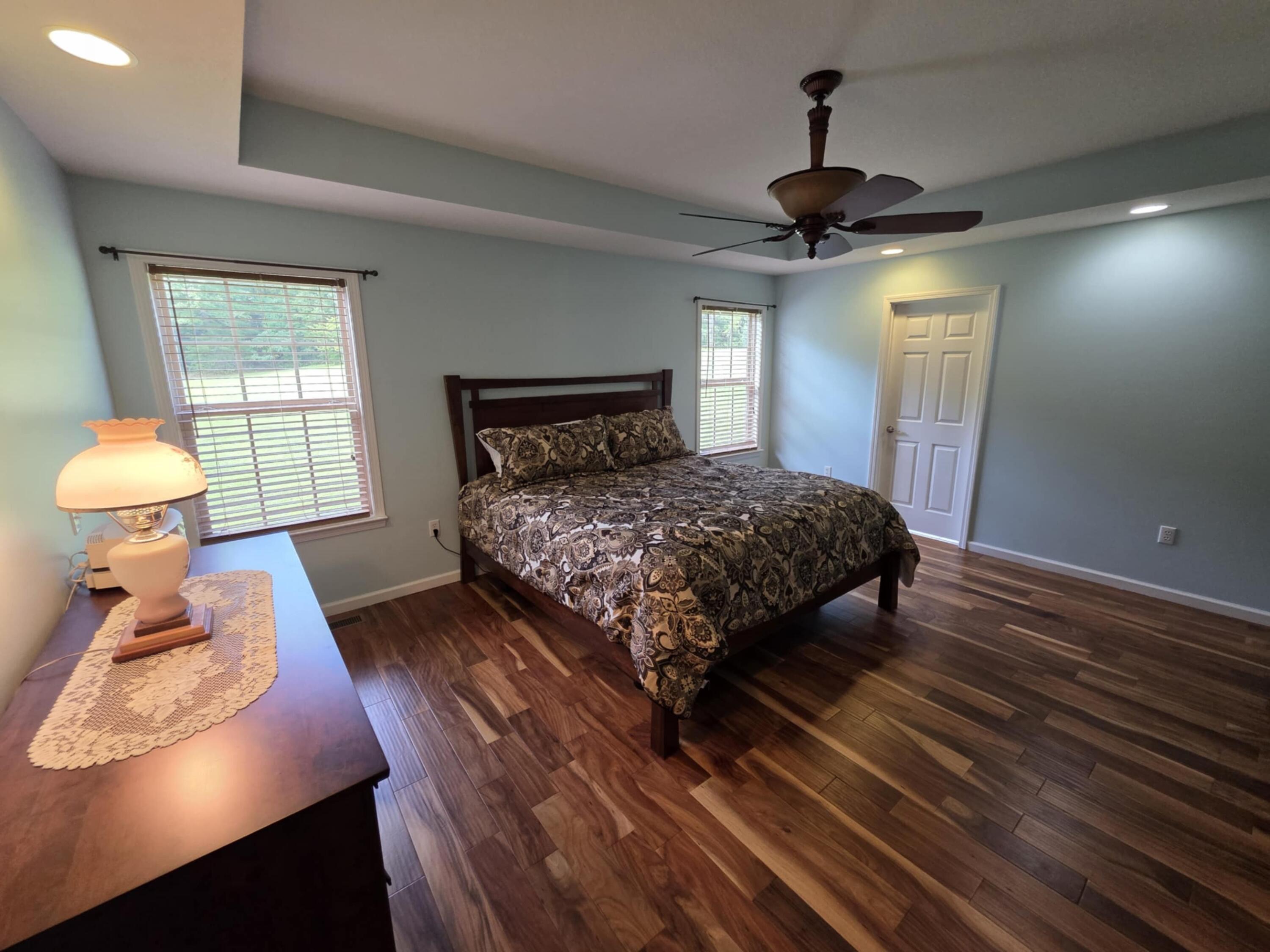 Spring City, Tennessee, 37381, United States, 4 Bedrooms Bedrooms, ,3 BathroomsBathrooms,Residential,For Sale,1927411