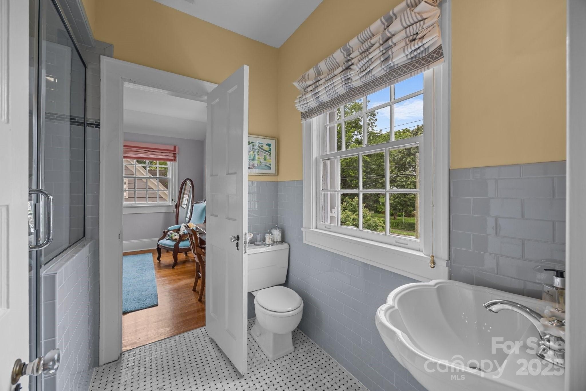 Salisbury, North Carolina, 28144, United States, 5 Bedrooms Bedrooms, ,5 BathroomsBathrooms,Residential,For Sale,1887291