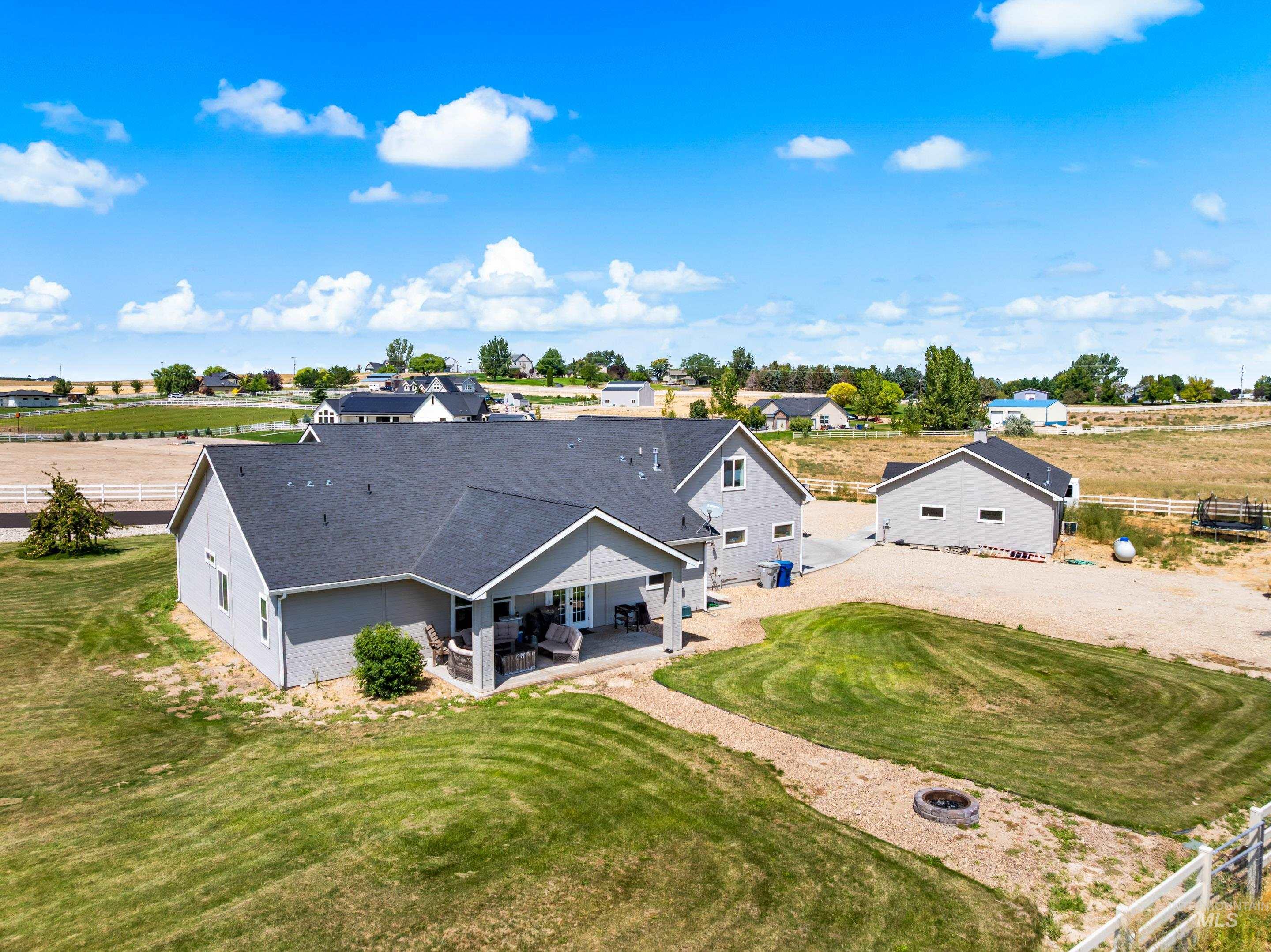 Nampa, Idaho, 83686, United States, 5 Bedrooms Bedrooms, ,Residential,For Sale,1989530